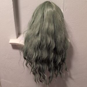 Elegant Green Wavy Hair Wig With Bangs